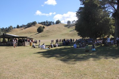 Smedley 2nd Flat crowd